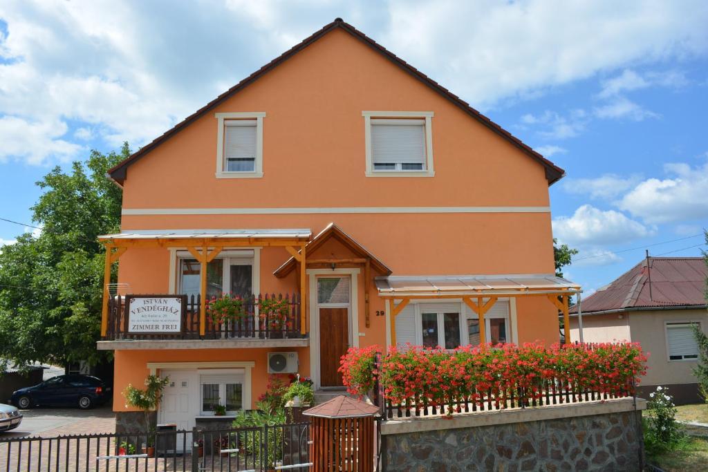 Hotel Istvan Vendeghaz Egerszalók Exterior foto